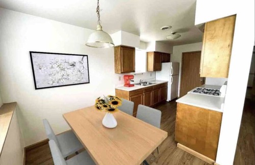 Ottawa Apartamento | Ottawa Apartment - Sleeps 4!