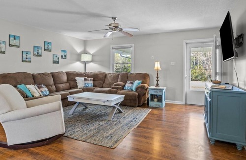Straits Casa | Otter Banks Retreat