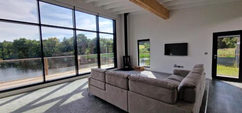 Belford Casa | Otters Cove, Middleton Hall Estate