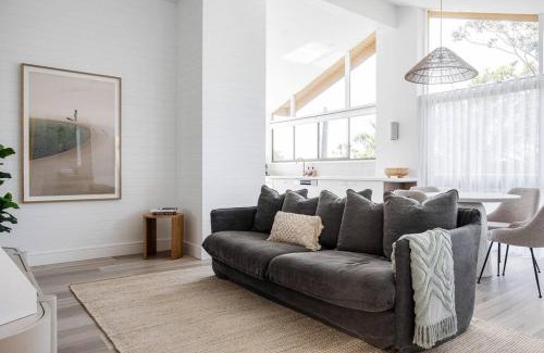 Noosa Heads Casa | Otto Descola - Views, walk to Hastings St & beach