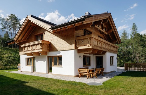 Sautens Chalet De Esquí | Ötztal- Sennerhäusl - Lujosa casa de vacaciones de ensueño en el Ötztal a la vanguardia