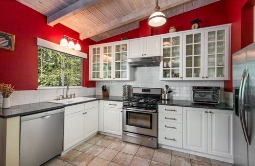 Ballard Casa | Our charming 3-bedroom vine county home is located in the heart of Santa Ynez wine country
