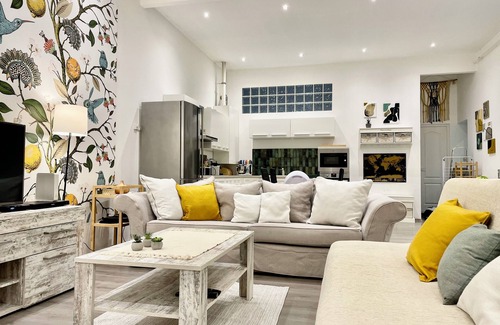 Vizivaros Apartamento | Our charming spacious family friendly home in lovely Budapest near the Castle