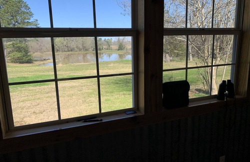 Willis Casa | Our Happy Place Farm - 2 Bedroom Cabin near Lake Conroe