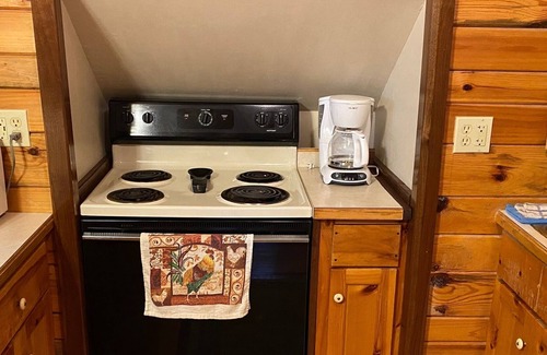 Elba Chalet De Esquí | Our Loft is minutes from Trout Streams, Whitewater State Park and Hiking.