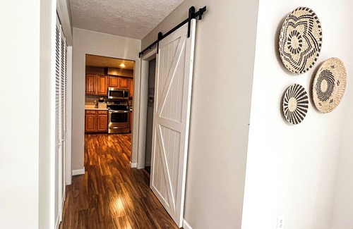 Cheat Lake Casa | Our Lovely Lake House Large Groups Welcome + Great Location!