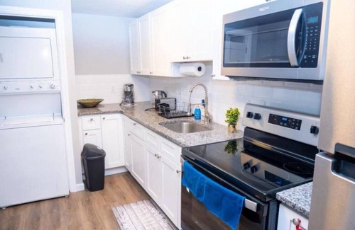 Overbrook Apartamento | Ousby Luxury Apartment unit 1.2-bedroom with AC, WiFi in wonderful Philadelphia.