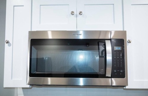 Overbrook Apartamento | Ousby Luxury Apartment unit 1.2-bedroom with AC, WiFi in wonderful Philadelphia.