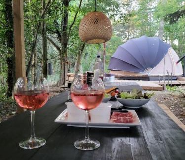 Mariembourg Otro | OUT & LODGE, Wigwam