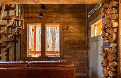 Argyle Casa | Out On A Limb - A Magical Treehouse Experience