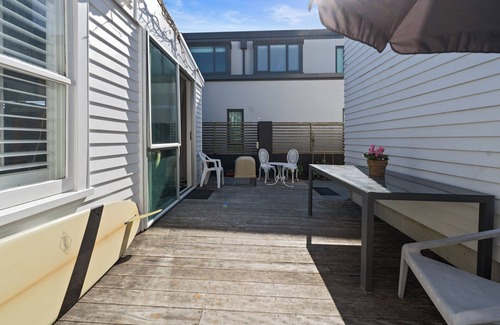 Mount Maunganui Cabaña | Out the Back Studio - Mount Maunganui Apartment