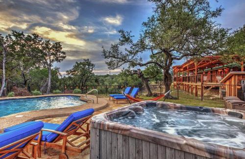 Dripping Springs Casa | Outdoor Adventure Experience - Camp David Retreat