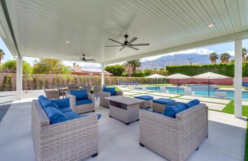 Racquet Club South Casa | Outdoor Entertainment Palm Springs Group Escape