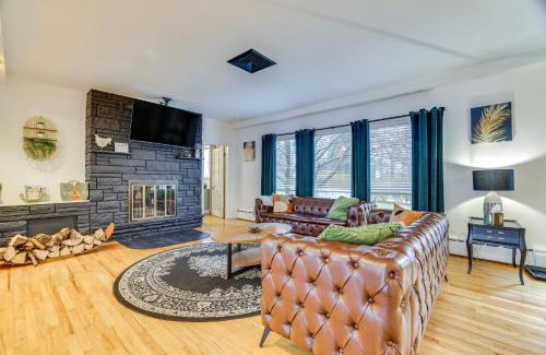 Mountainhome Casa | Outdoor Oasis Cresco Family Home with Hot Tub