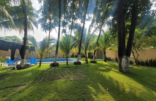 La Libertad Casa | Outdoor Paradise @ Rancho Lovo –La Libertad -Stunning and enjoyable beach house!