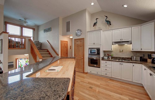 Whalehead Beach Casa | Outer Banks Family-sized Vacation Home 10-minute Walk from the Beach.
