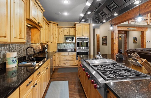 Bozeman Casa | Outpost Oasis- Wonderful 6 bedroom house!