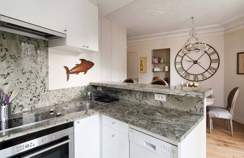 Quartier du Gros-Caillou Apartamento | ¡VENTA! Escandalosamente romántico con vistas de Eiffel sin obstáculos