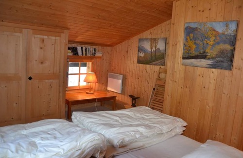 Saint-Luc Apartamento | Exterior: ático en el segundo piso de un chalet, para 2-4 personas, acceso desde
