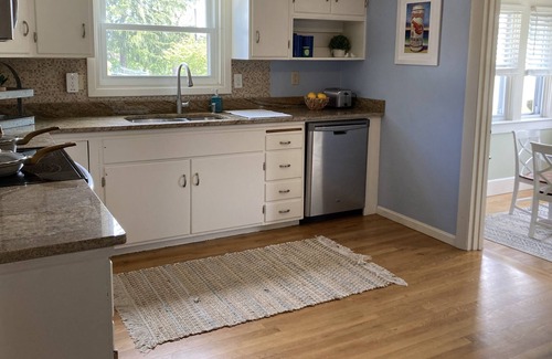 Lincoln Casa | Outside Providence! - Entire 3-Bed House Near Twin River Casino!