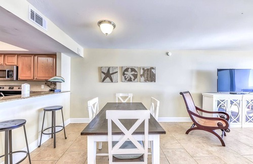 Orange Beach Condominio | Outstanding 2 bedroom / 2 bath gulf front condo
