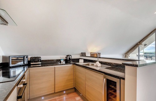Middlezoy Apartamento | Outstanding and beautifully presented first floor apartment.