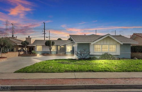 Northwest Anaheim Casa | Outstanding Home for Family Close to Disneyland