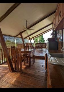 San Vicente Casa | Over looking holiday home