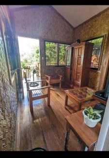 San Vicente Casa | Over looking holiday home