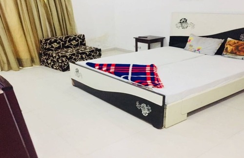 Gurugram Complejo | DURANTE LA NOCHE ESTANCIA AVENTURA ARAVALI, GURGAON DELHI NCR