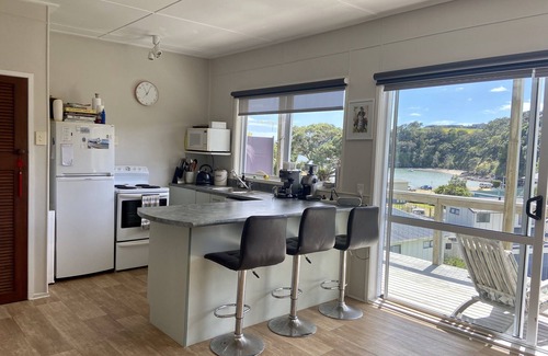 Tutukaka Casa | Con vistas a la hermosa bahía del Pacífico, Tutukaka. Soporte de autoaislamiento disponible