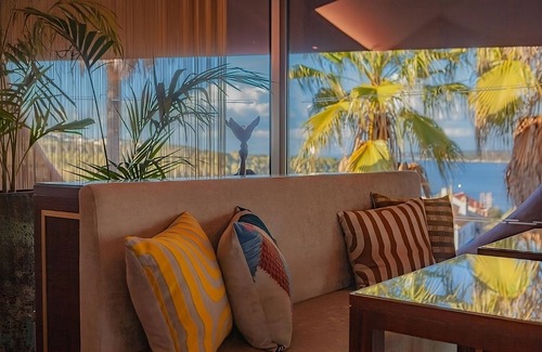 Ponte de Sor Casa | Overlooking Montargil Dam! Garden View, Free Parking, Outdoor Swimming Pool!