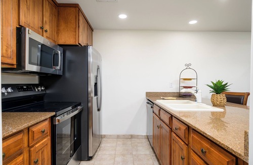Carefree Condominio | Overlooks Golf Course a 2-bedroom condo in gated community, Carefree