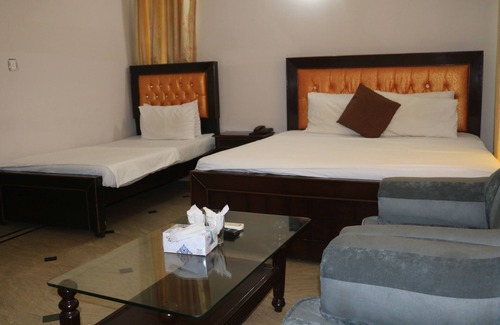 F-6 Sector Casa | Overseas B&B Guest House