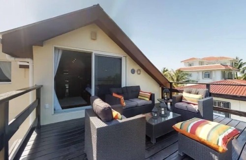 Belize City Apartamento | Oversized Perfect Seaview Penthouse Loft Apartment