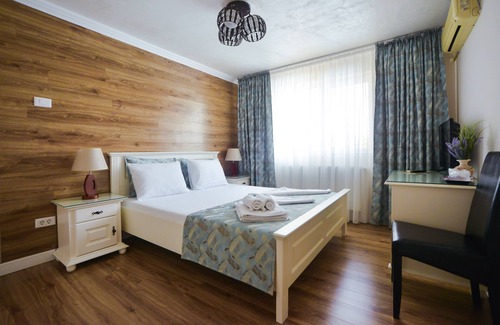 Crisan Casa | Ovidiu