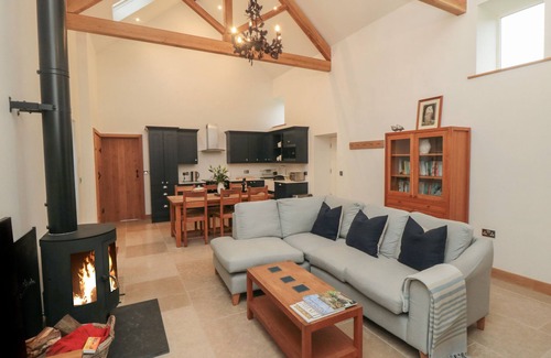 Great Fryup Dale Casa | OWL BARN, family friendly, character holiday cottage in Glaisdale