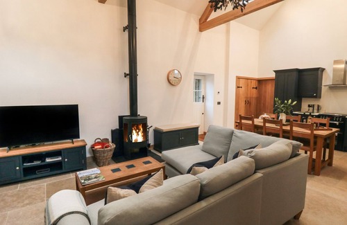 Great Fryup Dale Casa | OWL BARN, family friendly, character holiday cottage in Glaisdale