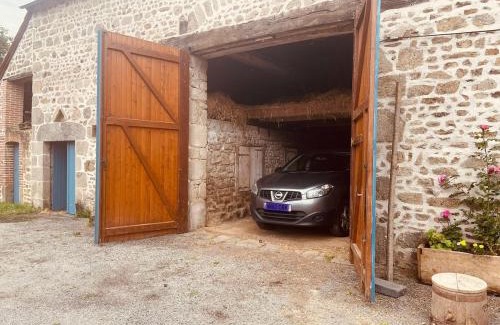 Cressat Casa | Owl Farmhouse, Quiet Country Retreat