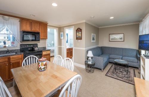 York Beach Casa | Owls Head Cottage at One Long Beach