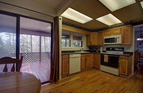 Robbinsville Cabina | Owls Nest Cabin