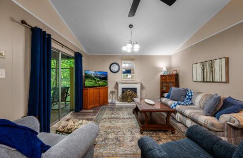 Townsend Casa | Owls Roost