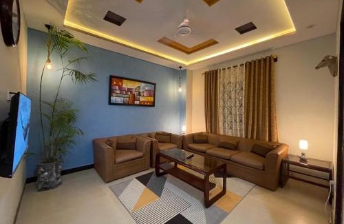 Islamabad Apartamento | OWN IT - 2BHK Brown
