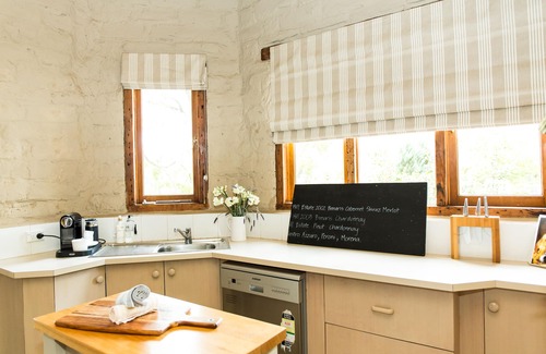 Merricks North Cabaña | Cottage del propietario - escape romántico cómodo y tranquilo