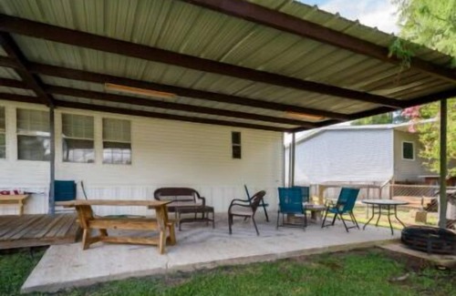 Ventress Casa | Oxbow Retreat The Hidden Gem of FalseRiver,Ventress , New roads area