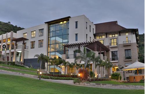 Pune Complejo | Oxford Golf Resort