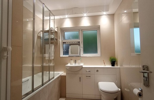 Oxford Apartamento | Oxfords 5* Luxury 2 bedroom apartment 4 +Pax and permit parking