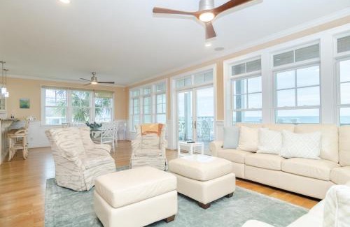 Wrightsville Beach Casa | Oxfords Sand Castle by Bryant Real Estate