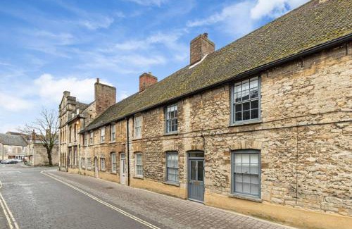 Woodstock Casa | Oxfordshire Living - The Bowler Hat Cottage - Woodstock