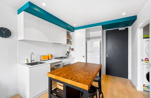 Collingwood Apartamento | Oxley - 1 Bedroom Apt in the Heart of Collingwood!